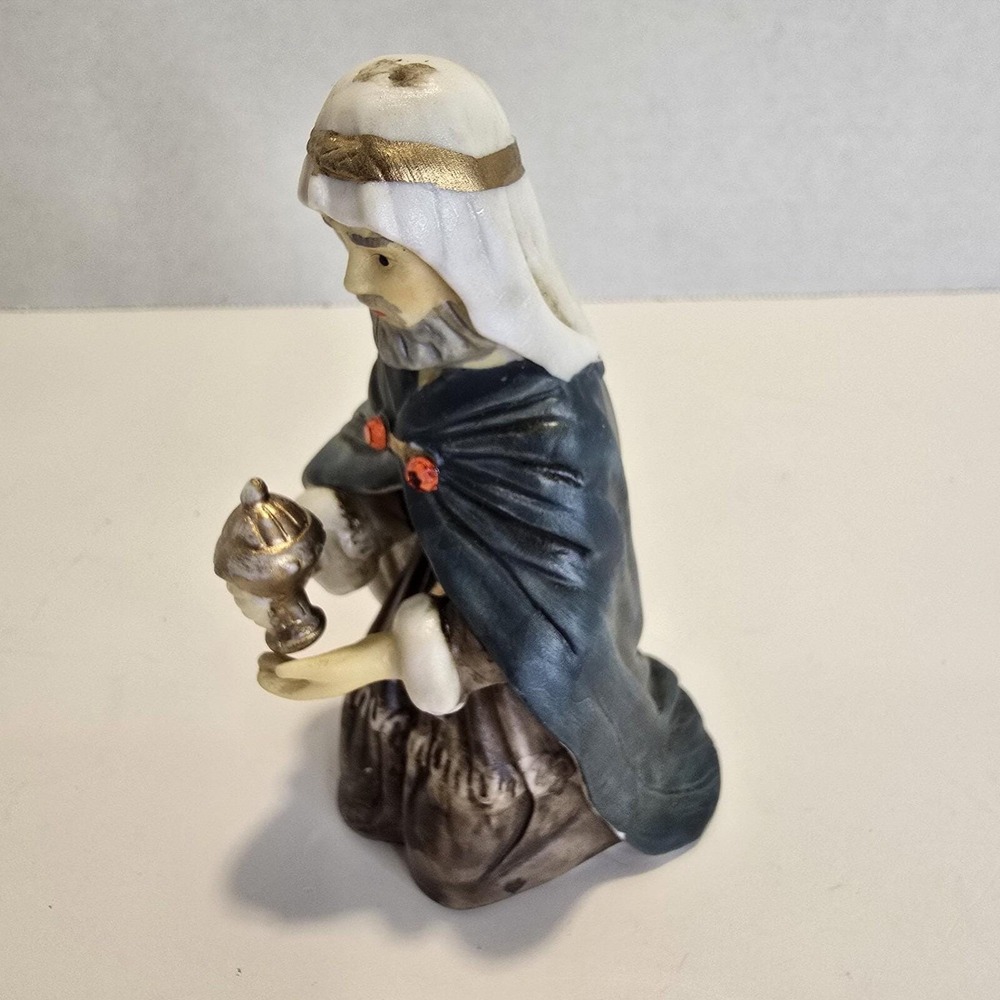 Nativity Set Porcelain Wiseman Figure Replacement Part Vintage - Picture 6 of 9